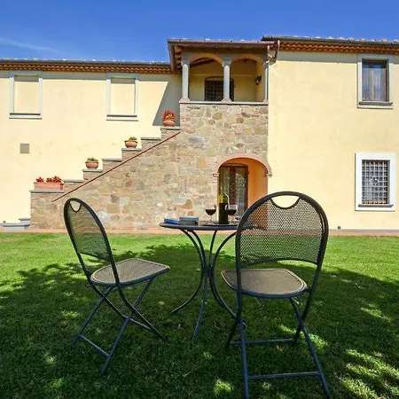Missiano Sleeps 18 Pool Wifi *