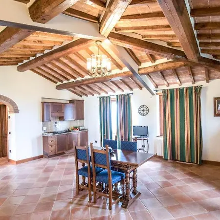 Дом отдыха Missiano Sleeps 18 Pool Wifi